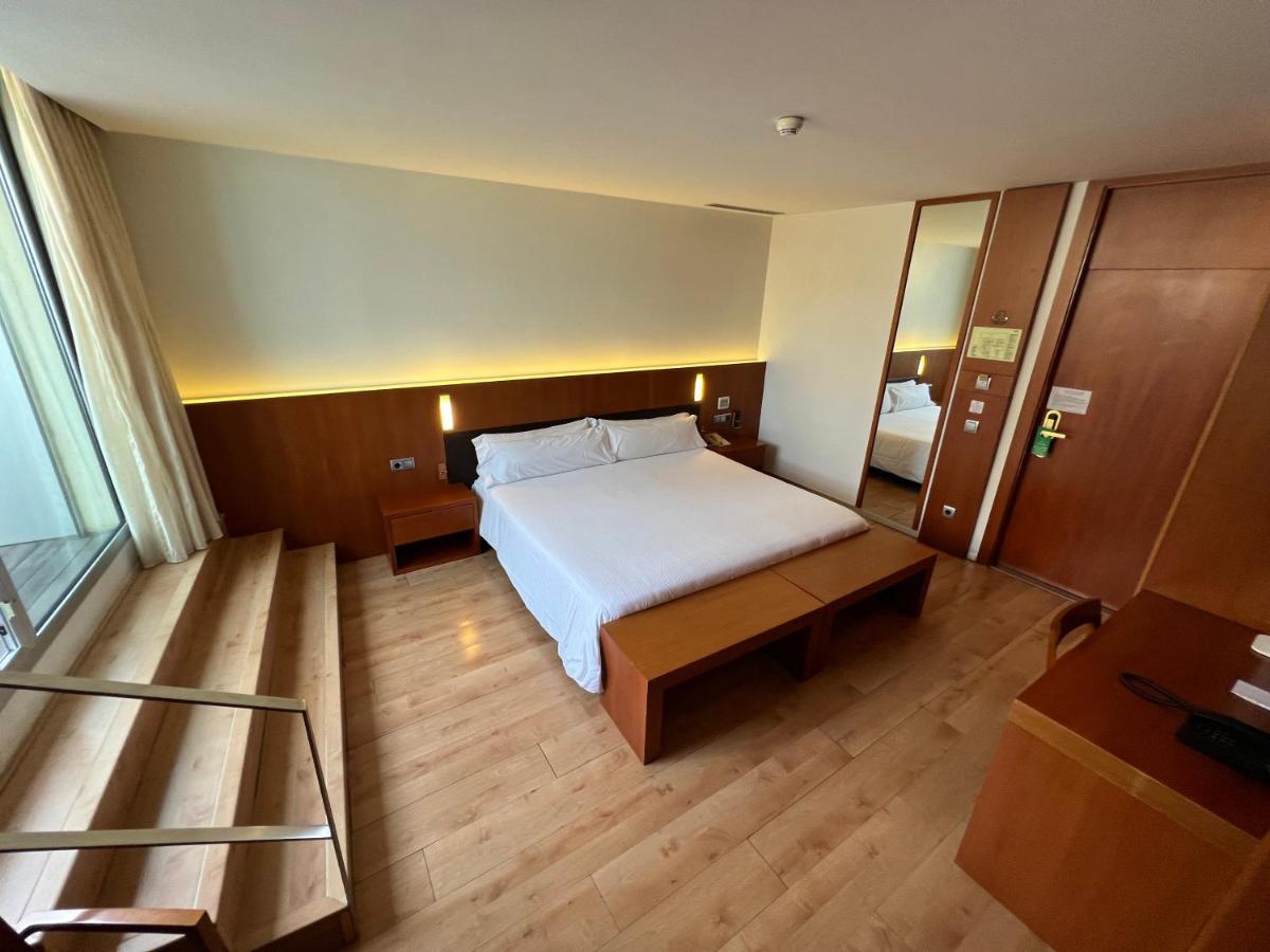 Hotel Lleó Barcelona Buitenkant foto