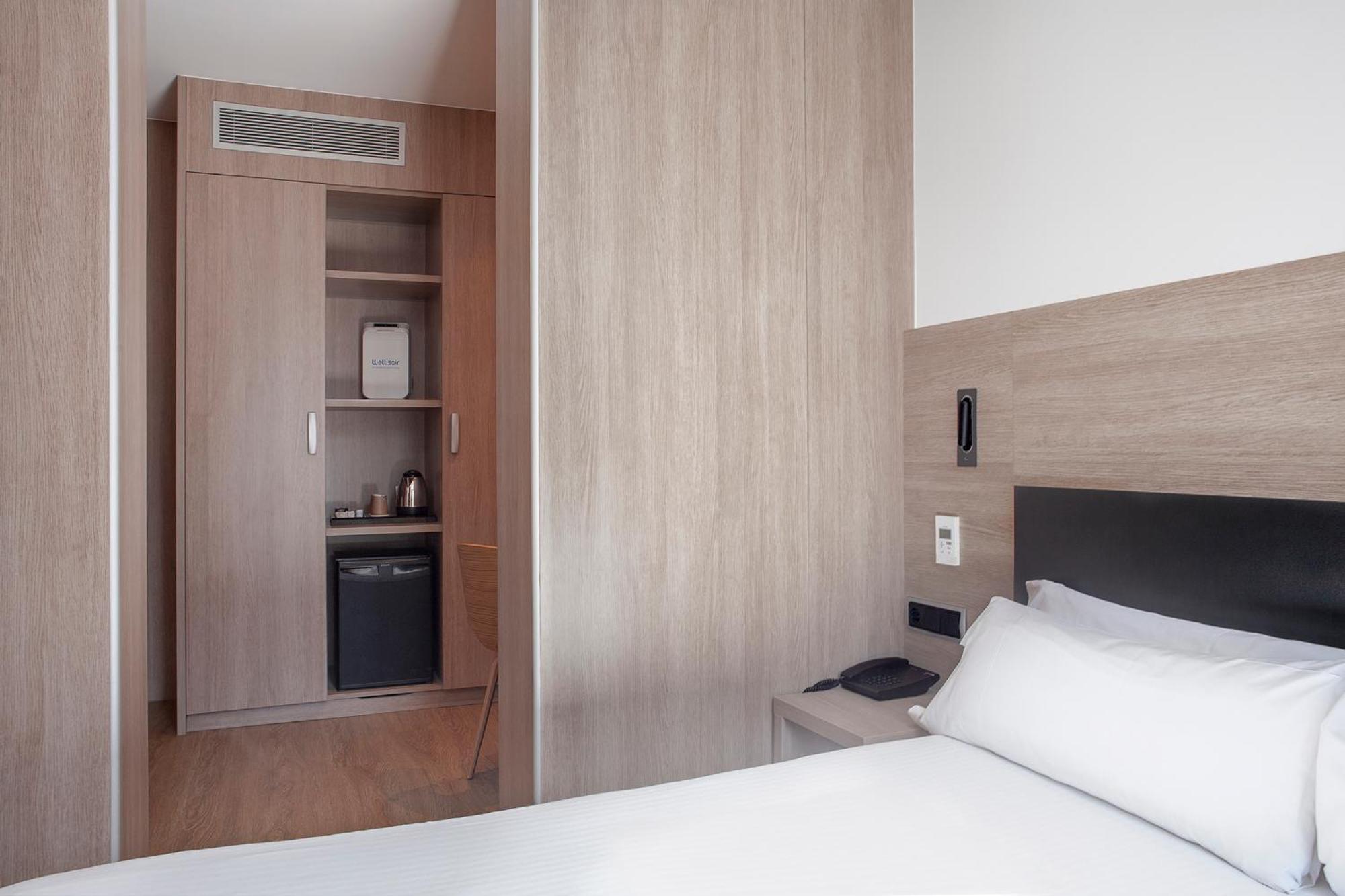 Hotel Lleó Barcelona Buitenkant foto