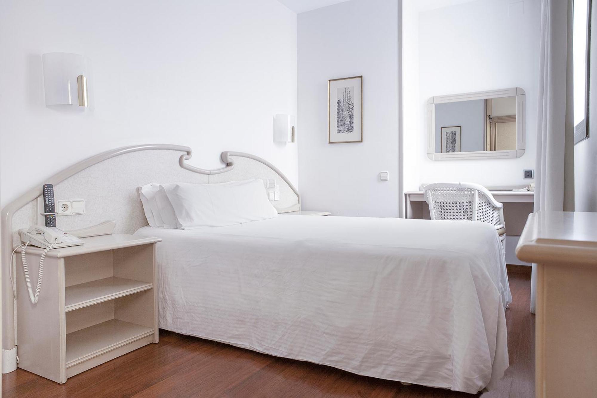 Hotel Lleó Barcelona Buitenkant foto