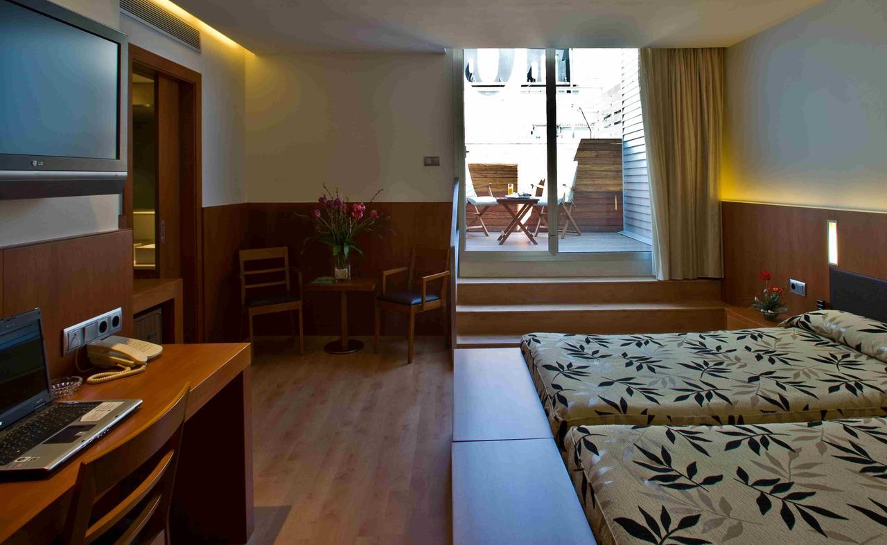 Hotel Lleó Barcelona Buitenkant foto