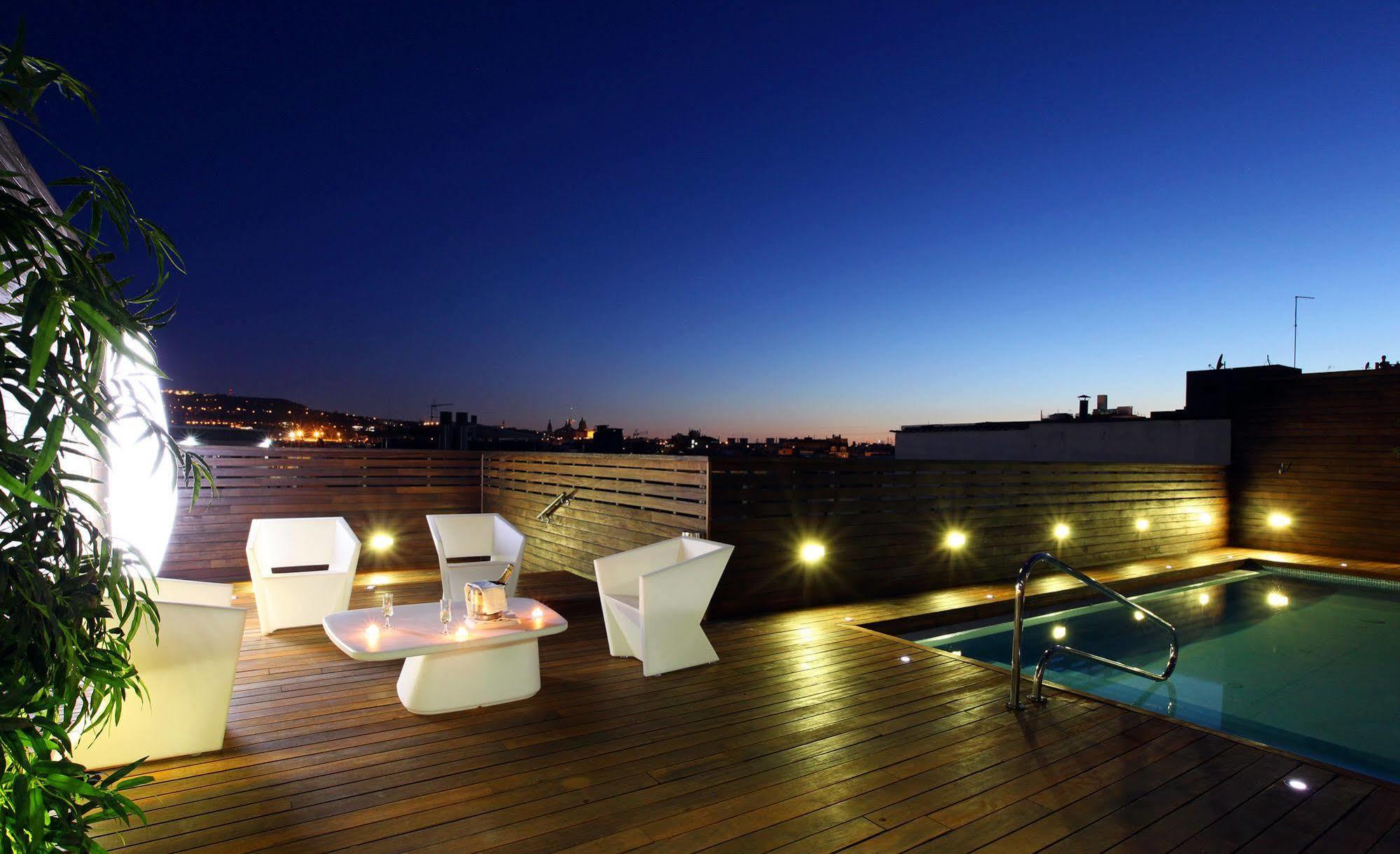Hotel Lleó Barcelona Buitenkant foto