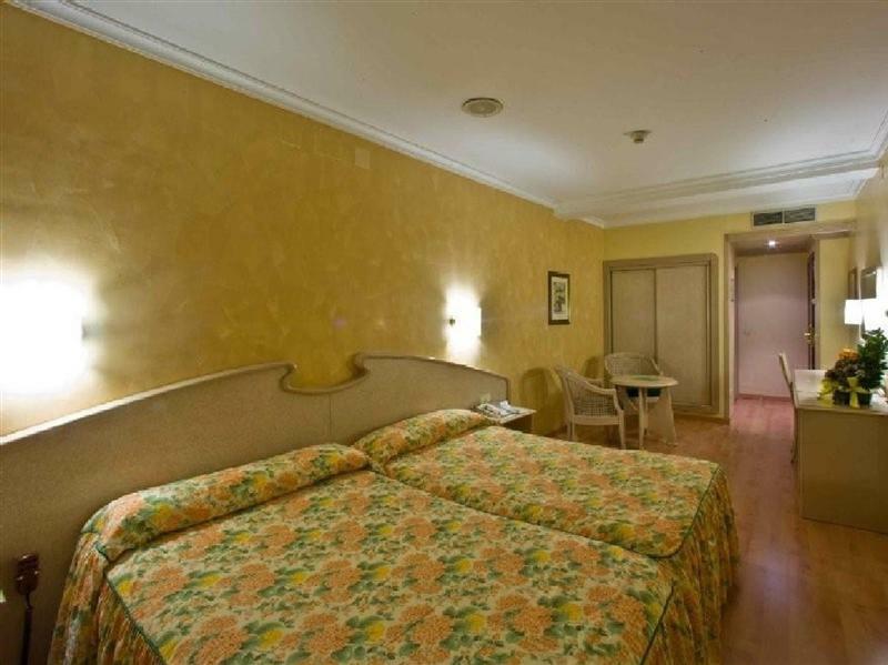Hotel Lleó Barcelona Buitenkant foto